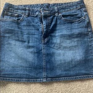 GAP jean skirt sz 12